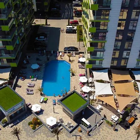 Wnb Beach Pool & Spa Mamaia Nord