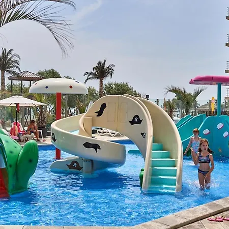 Wnb Beach Pool & Spa Mamaia Nord * Navodari