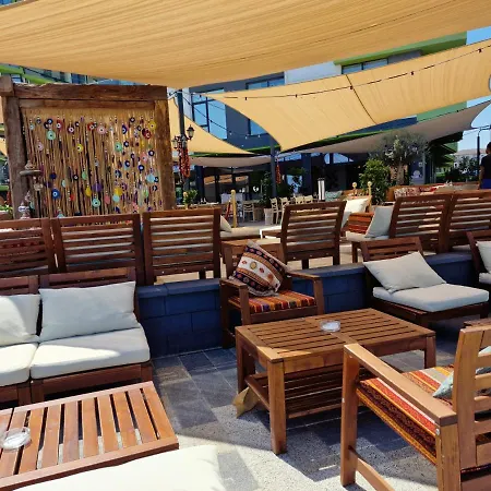 Wnb Beach Pool & Spa Mamaia Nord *